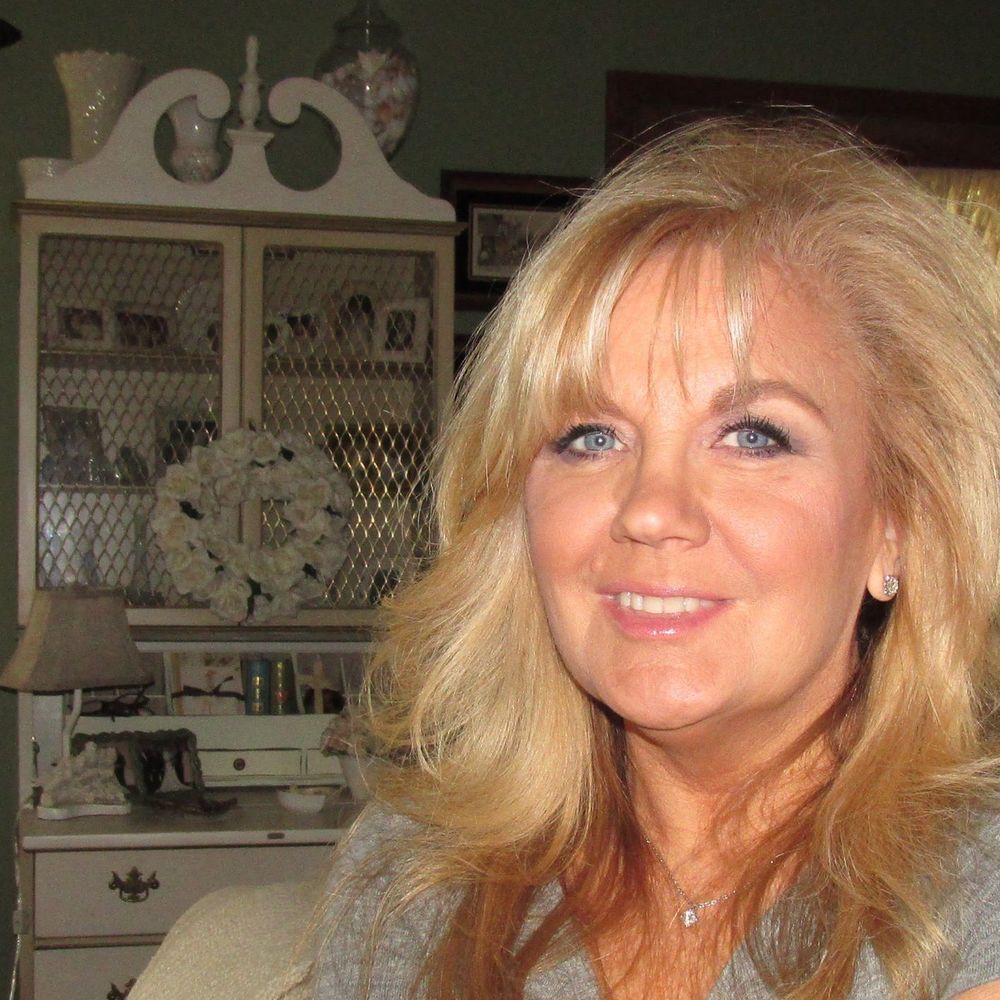 Meet your Posher, Pamela